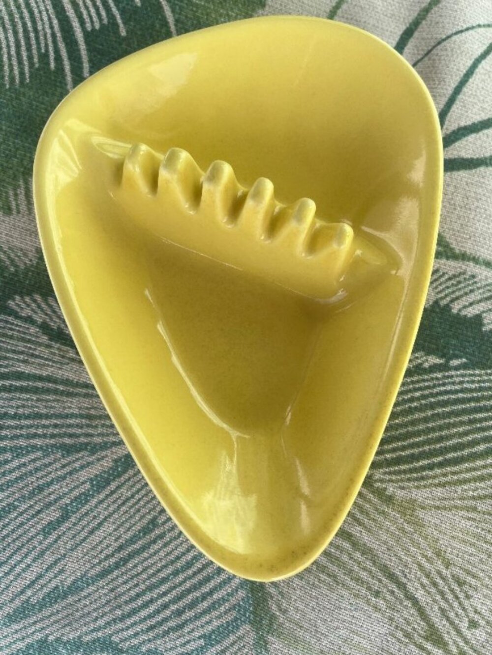 Pretty Yellow Vintage Anholt Ceramic Ashtray - 6-1/2 x 4-1/2 Inches